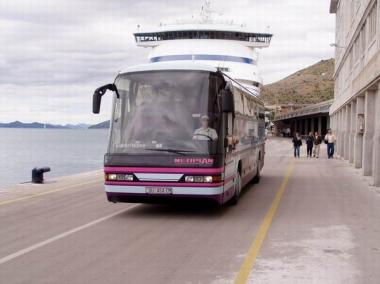 Neoplan Bus